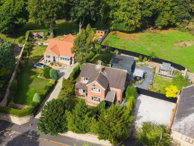 House for sale in Elmton, East Midlands