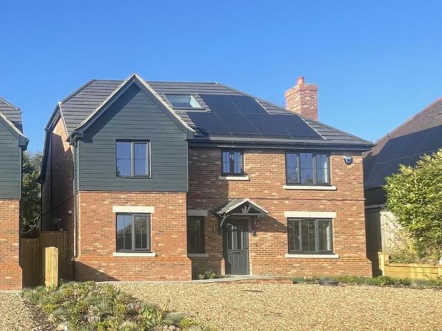 House for sale in Pouchen End, Hertfordshire