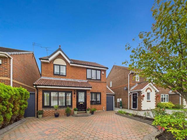 House for sale in New York, North Tyneside
