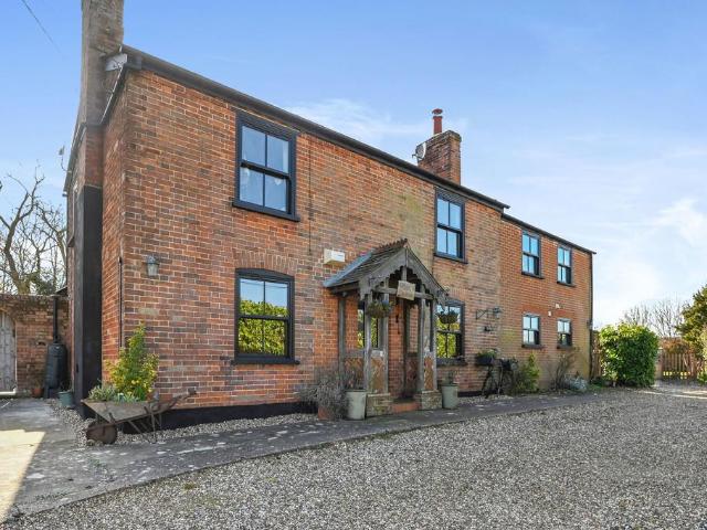 House for sale in Chelmondiston, Suffolk