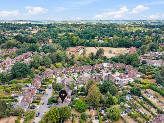 House for sale in Perryfields, West Sussex