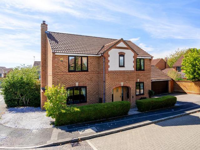 House for sale in Fenny Stratford, Milton Keynes