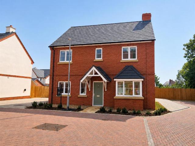 House for sale in Bedford
