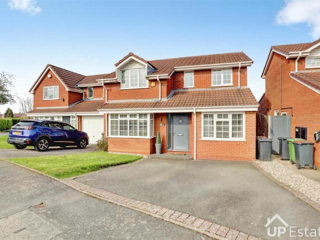 House for sale in Whitestone, Camp Hill