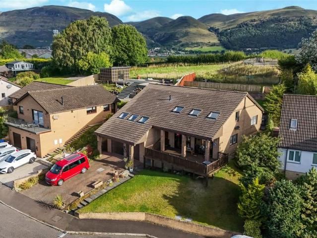House for sale in Alloa, Scotland
