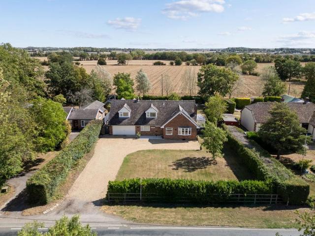 House for sale in Duton Hill, Essex