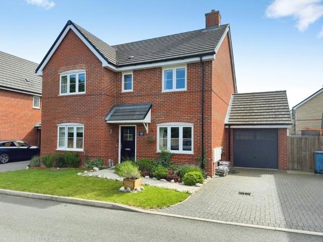 House for sale in Longwick, Buckinghamshire