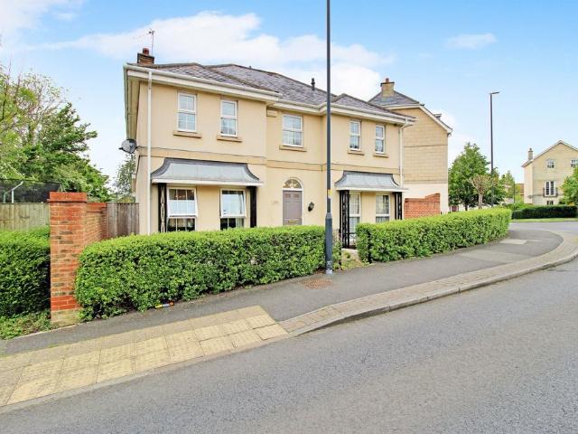 House for sale in Redhouse, Abbey Mead