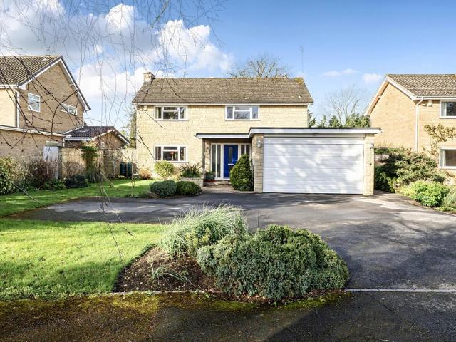 House for sale in Ewens Farm, Golden Valley