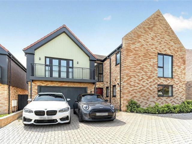House for sale in Felixstowe, Eastbridge