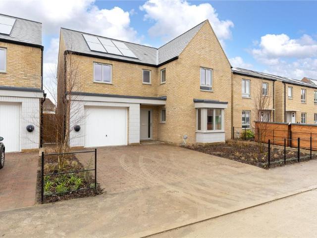 House for sale in Arbury, Cambridgeshire