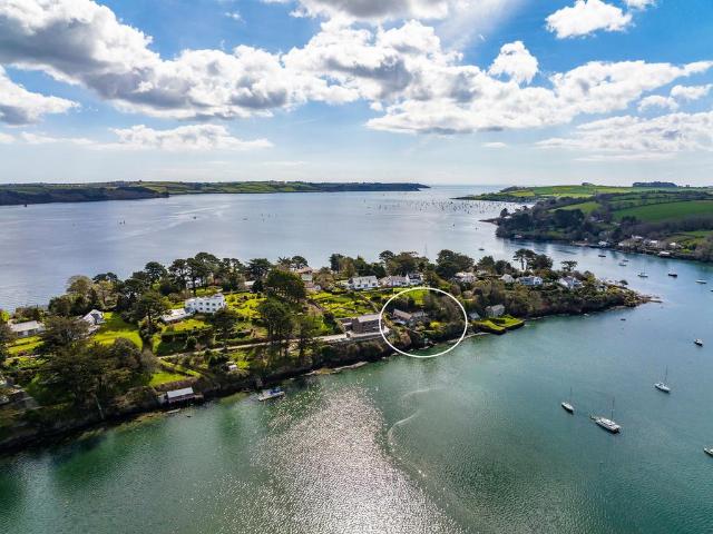 House for sale in Feock, Cornwall