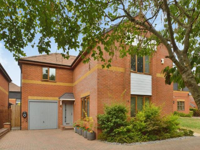 House for sale in Shenley Brook End, Milton Keynes