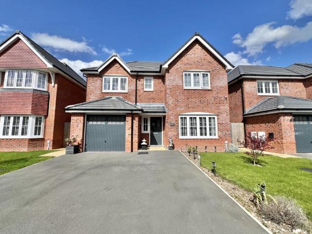 House for sale in Cabus, Lancashire