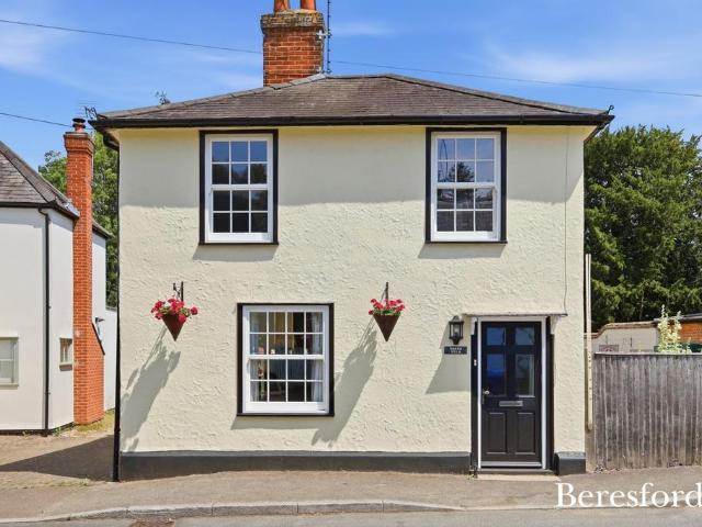 House for sale in Chipping Hill, Essex