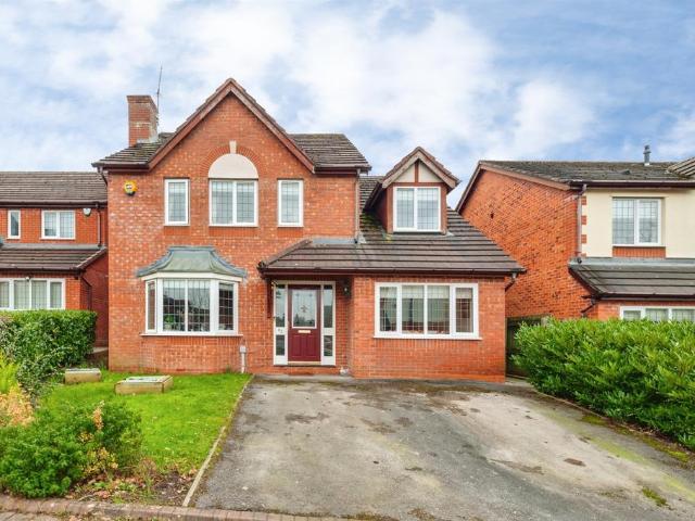 House for sale in Preston Brook