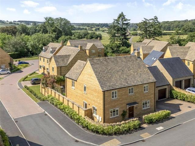 House for sale in Fossebridge, Gloucestershire
