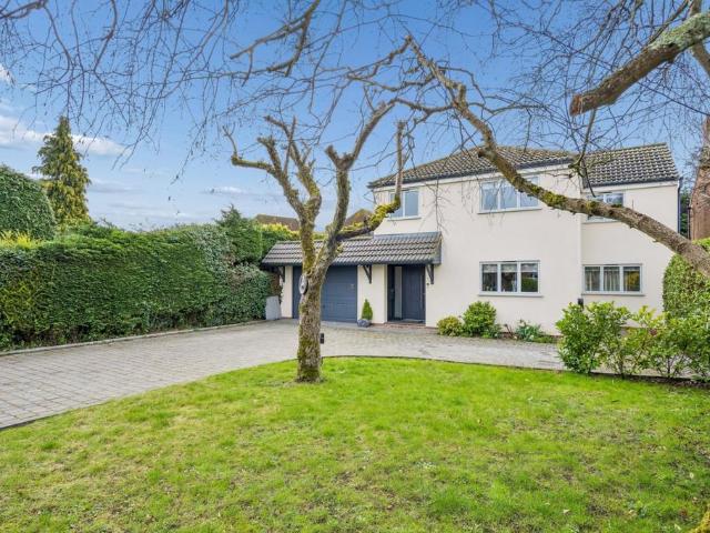 House for sale in Chalfont St. Peter, Denham