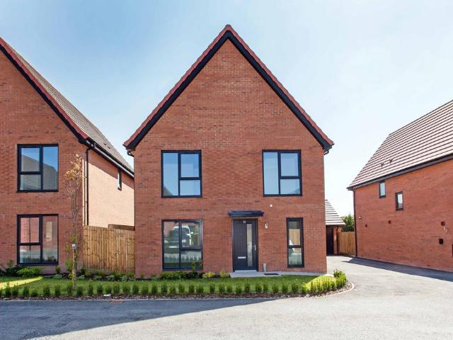 House for sale in Elmton, East Midlands