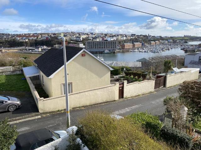 House for sale in Milford Haven, Wales