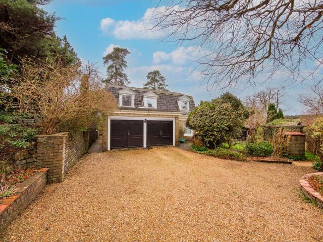 House for sale in Crowborough Warren, Cross In Hand
