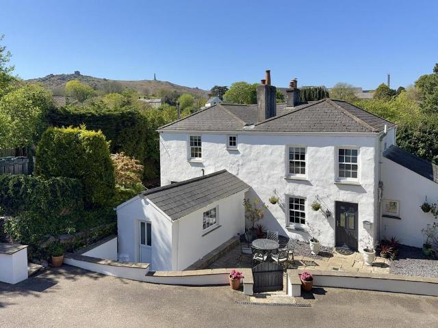 House for sale in Mount Ambrose, Cornwall