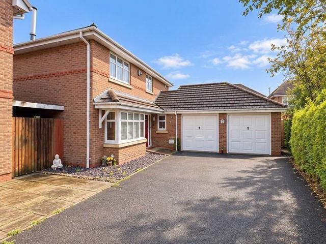 House for sale in Middleforth, South Ribble