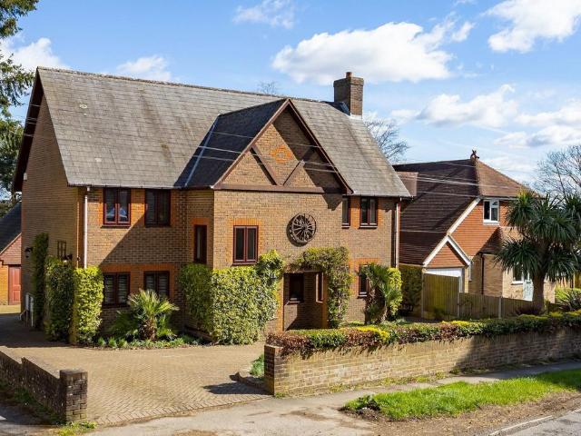 House for sale in Cross In Hand, East Sussex