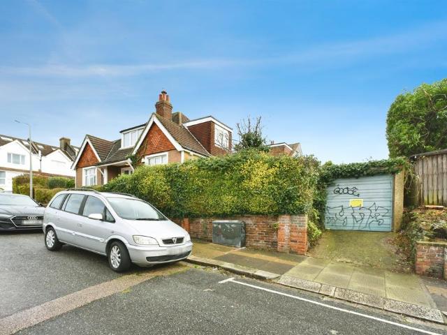 House for sale in Hollingdean, Brighton & Hove