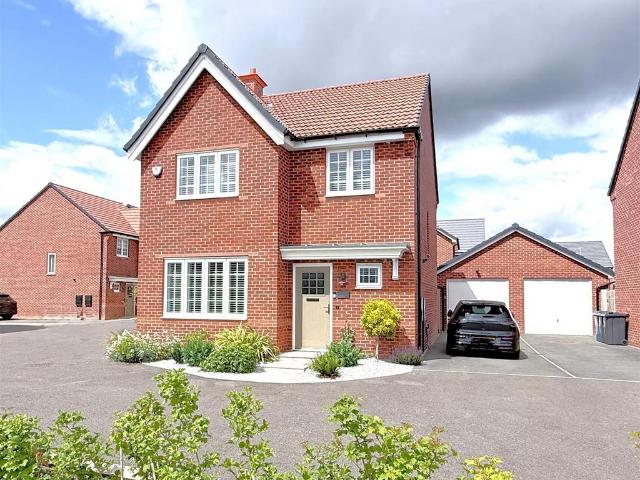 House for sale in Barton In Fabis, East Midlands