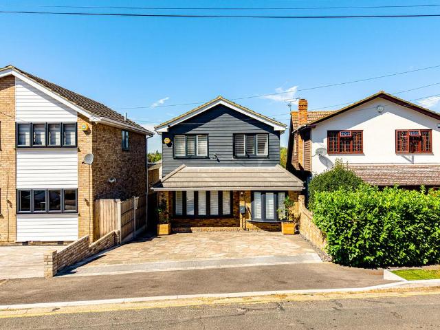 House for sale in South Benfleet, Essex