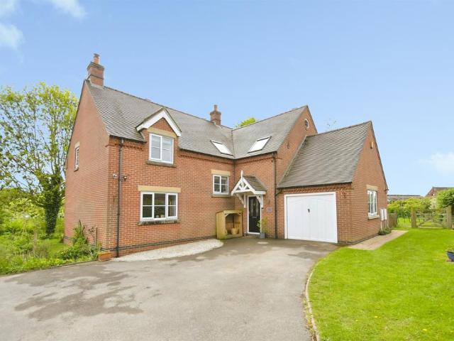 House for sale in Beamhurst, Staffordshire