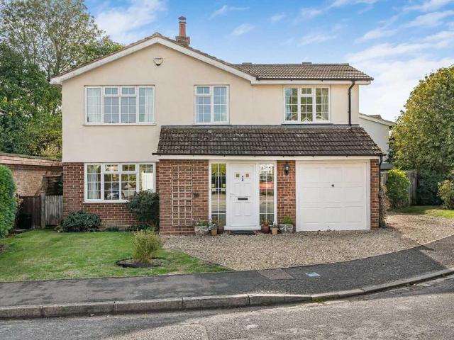 House for sale in Long Crendon