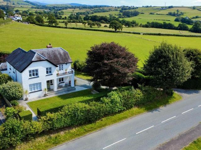 House for sale in Glanwern, Wales
