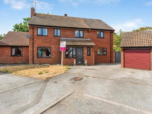 House for sale in Alverton, East Midlands