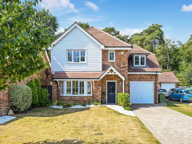 House for sale in Thornhill Park, Isle Of Man