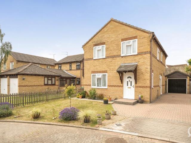 House for sale in Oad Street, Kent