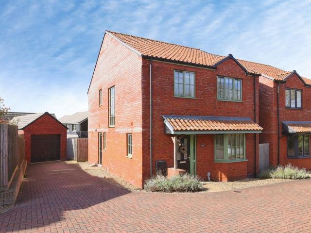 House for sale in Calne, Wiltshire