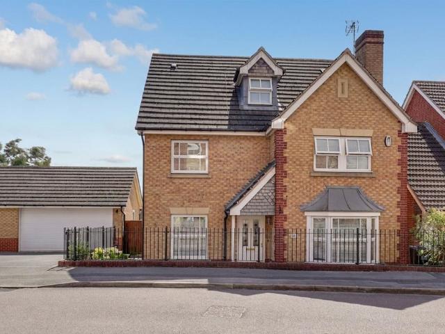 House for sale in Gedling, East Midlands