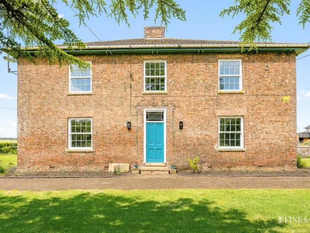 House for sale in Gosberton Clough, Lincolnshire