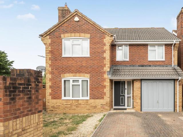 House for sale in Dowslands, Rumwell