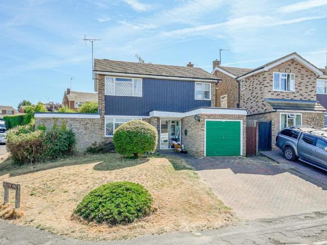 House for sale in Burcott, Buckinghamshire