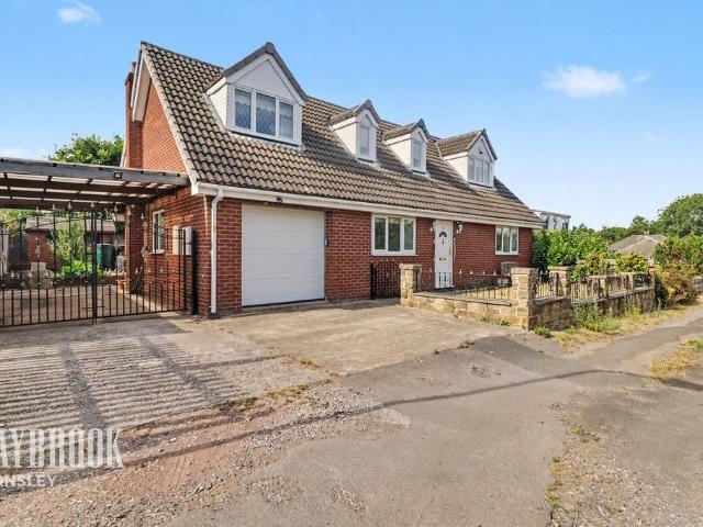 House for sale in Shafton, South Yorkshire