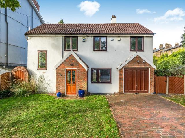 House for sale in Blackheath Royal Standard, Greater London