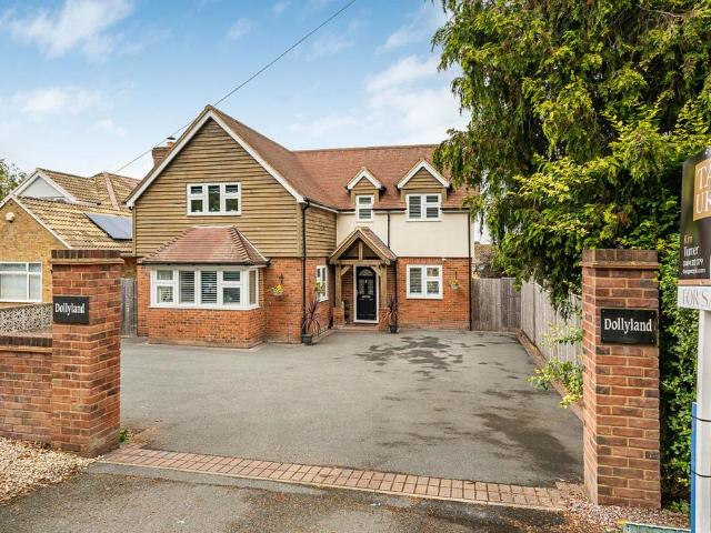 House for sale in Studley Green, Stokenchurch