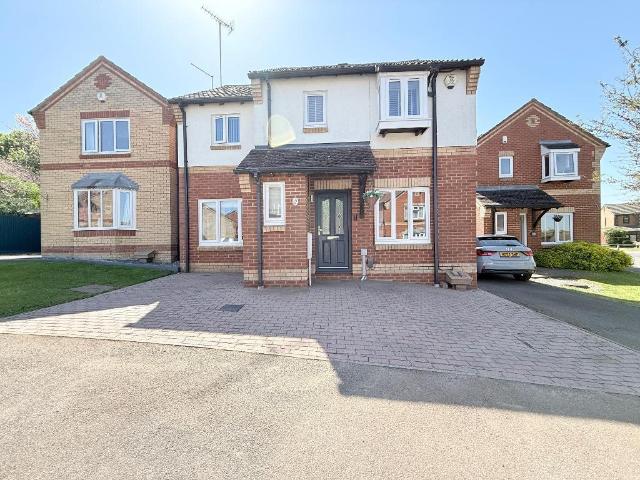 House for sale in Warden Hill, Luton