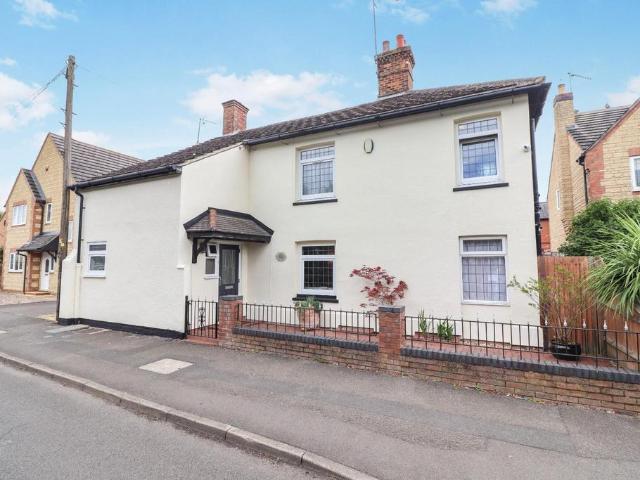 House for sale in Higham Ferrers