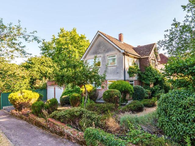 House for sale in Totteridge, Greater London
