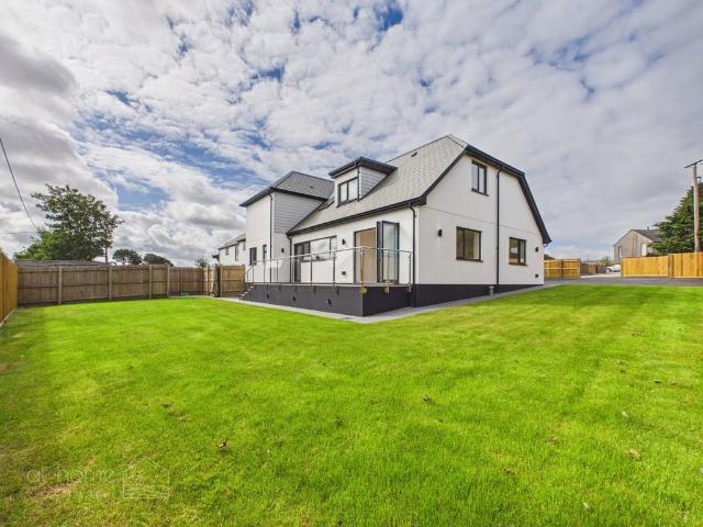 House for sale in Goonbell, Cornwall