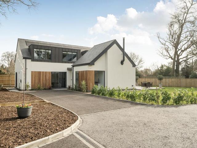 House for sale in Hawford, Hampshire